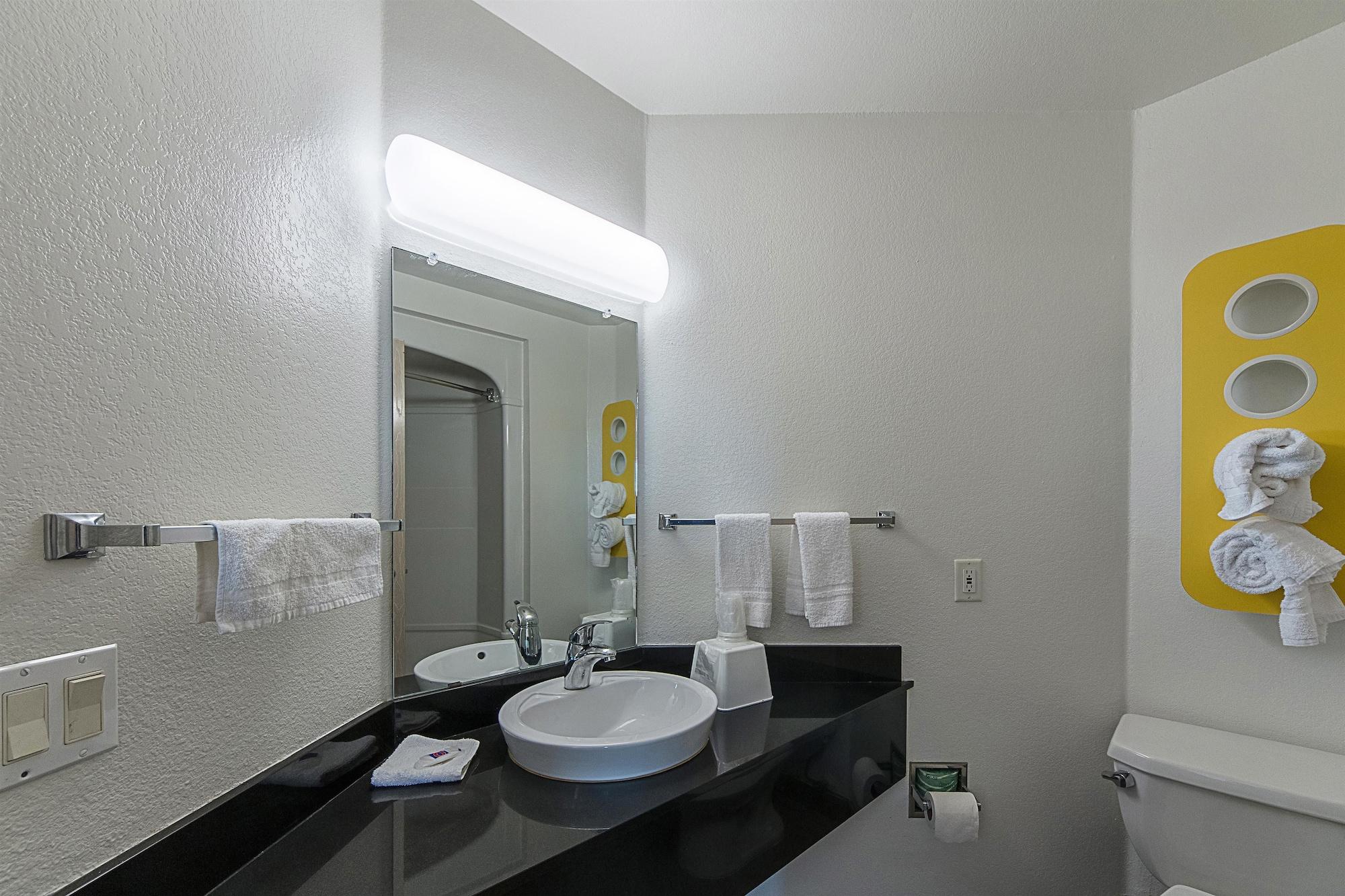 Motel 6-San Antonio, Tx - Downtown - Alamo Dome Extérieur photo