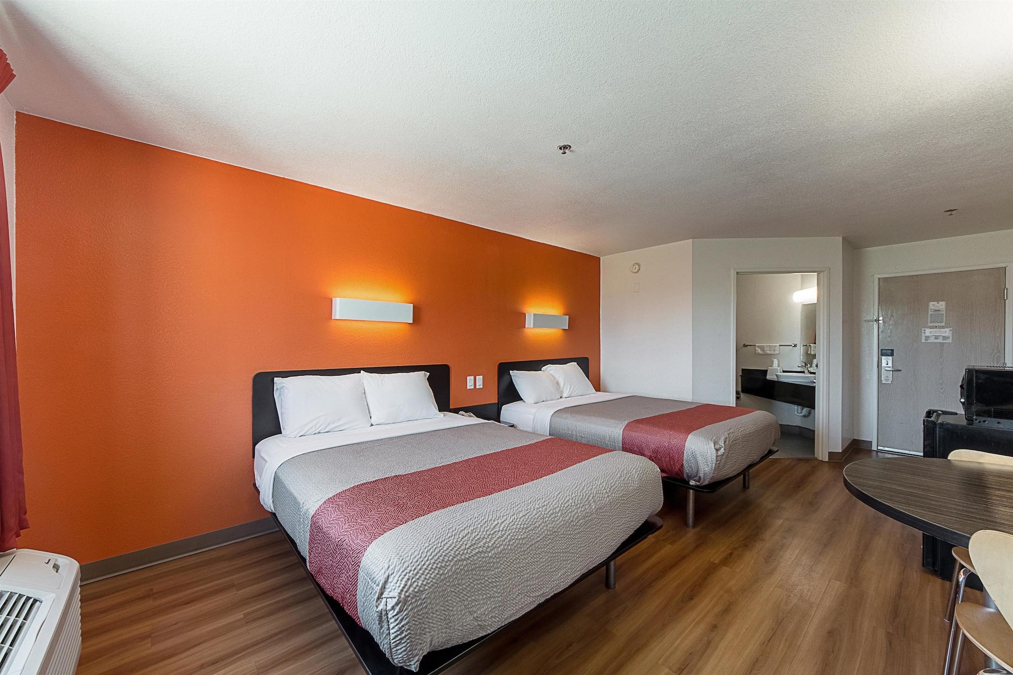 Motel 6-San Antonio, Tx - Downtown - Alamo Dome Extérieur photo